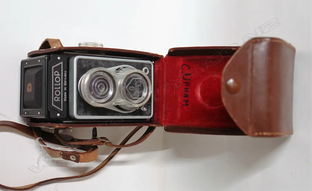 Charles Upham's Rollop camera Image 1++