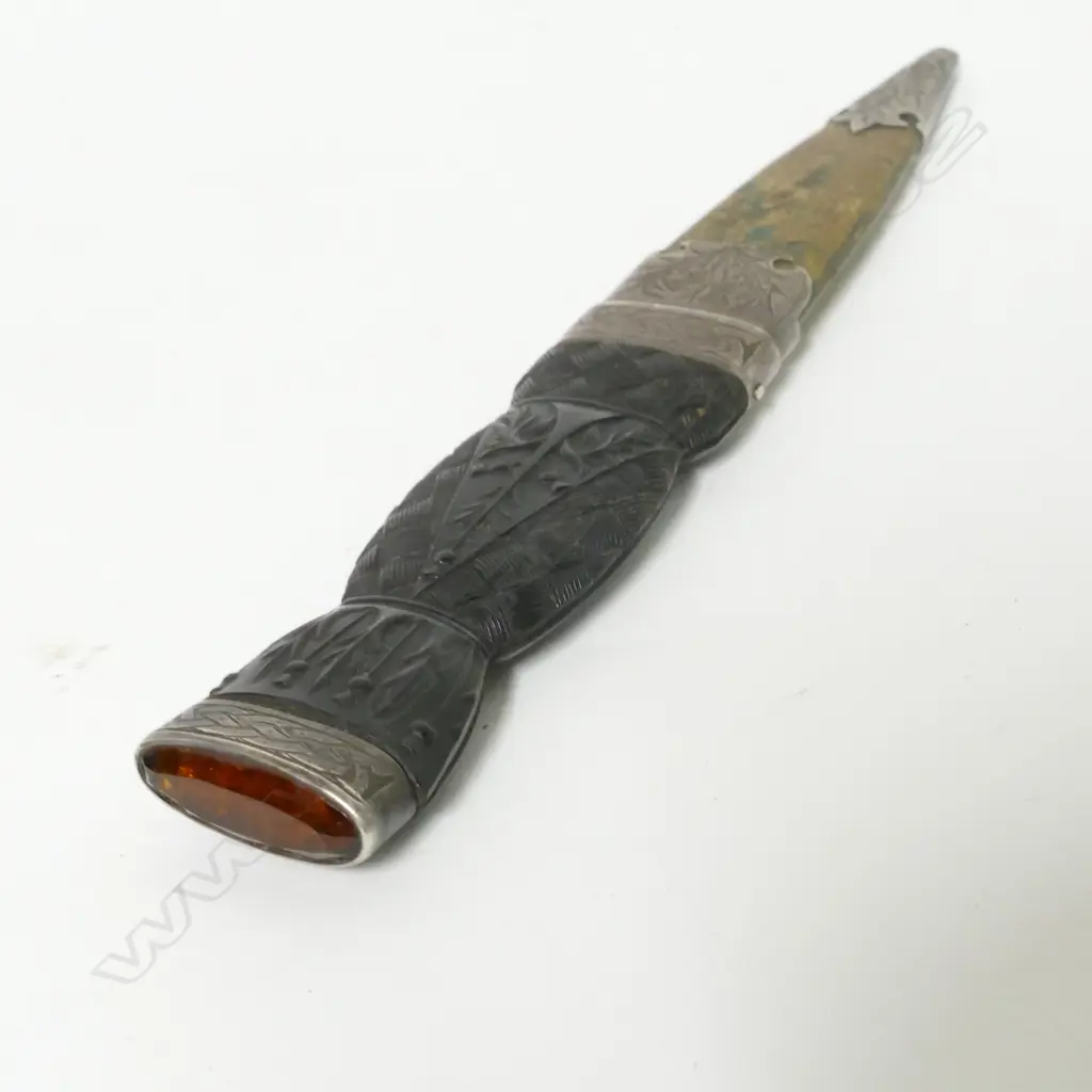 A Scottish skean dhu Image 1++