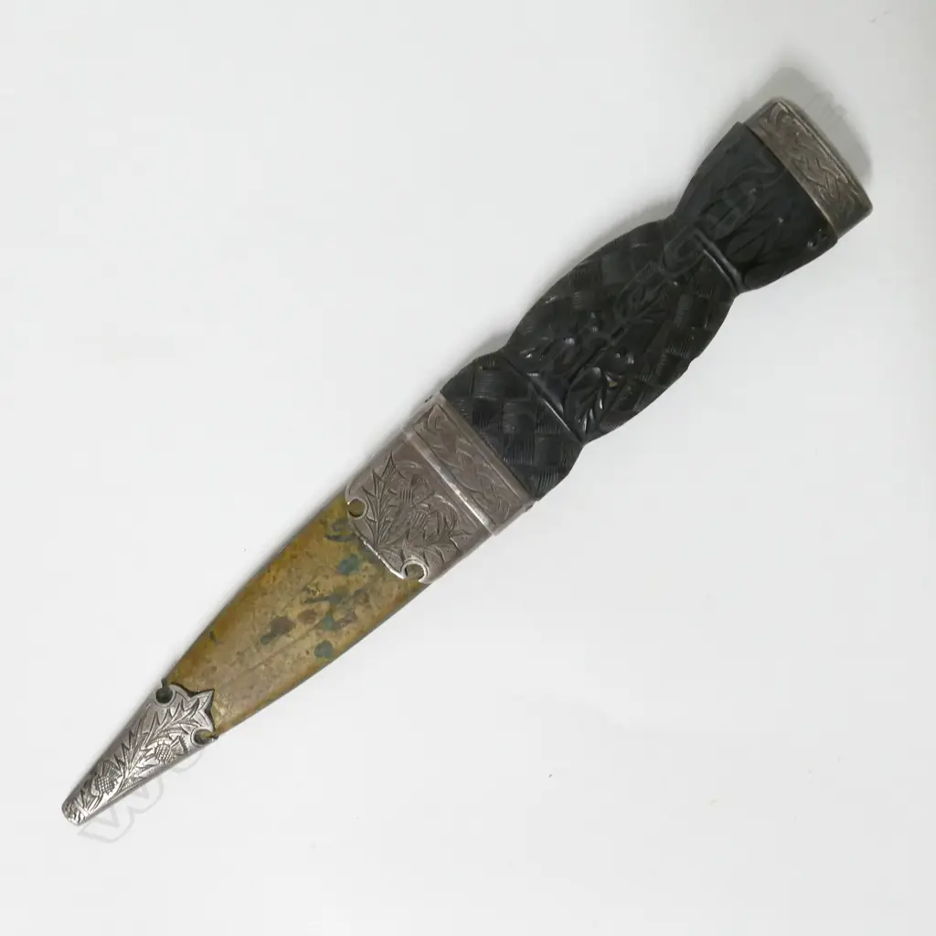 A Scottish skean dhu Image 1++