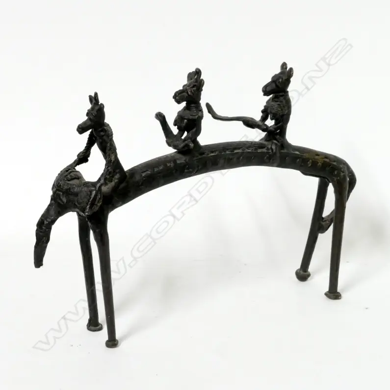 BENIN BRONZE ELEPHANT FIGURE GROUP Image 1++