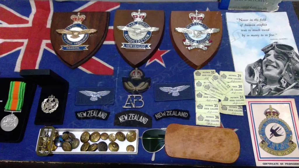 Flight Lieutenant Clive Woodward (Bomber) Estcourt Image 1++