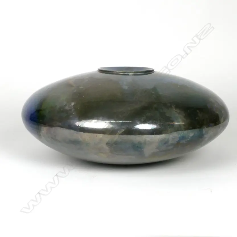 Ray Rogers large squat discoidal vase Image 1++