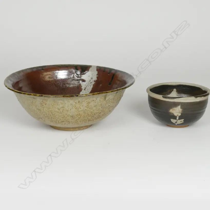 Two early Chester Nealie bowls Image 1++