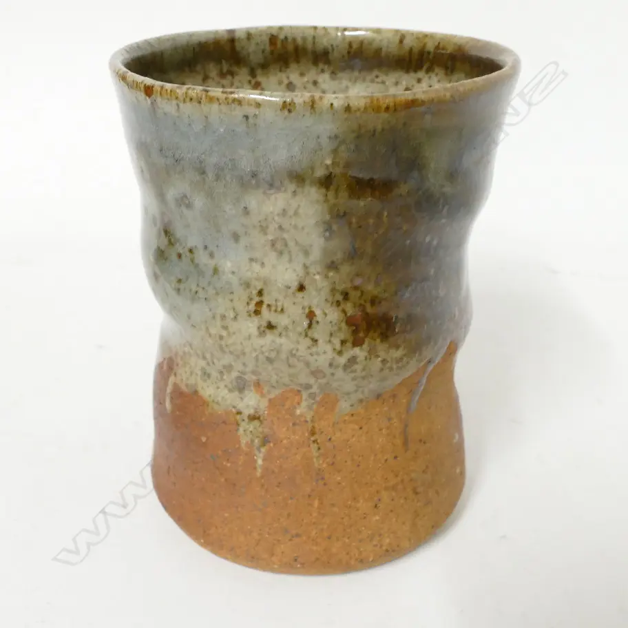A set of four Barry Brickell mugs Image 1++