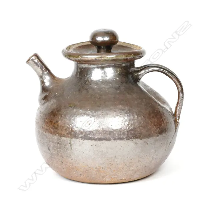 A Barry Brickell large teapot Image 1++