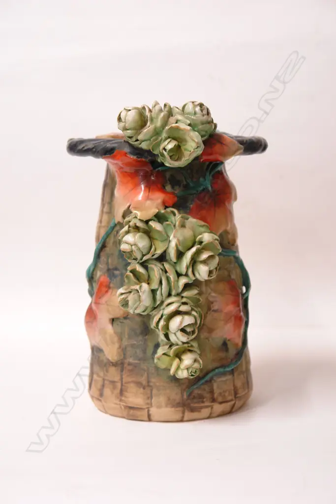 An Austrian Amphora sculpted vase Image 1++