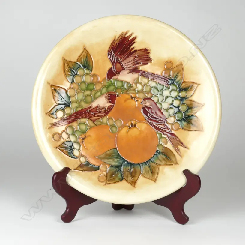 A Moorcroft charger Image 1++