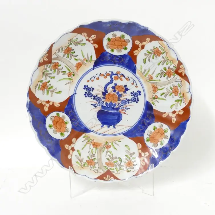 An old Imari plate Image 1++