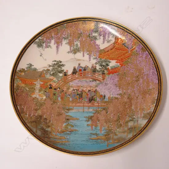A Japanese early 20thC finely decorated plate