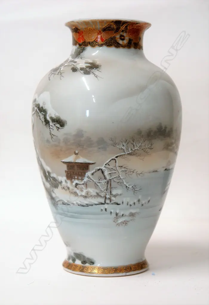 An early 20thC Japanese porcelain winter scene painted and enamel vase Image 1++