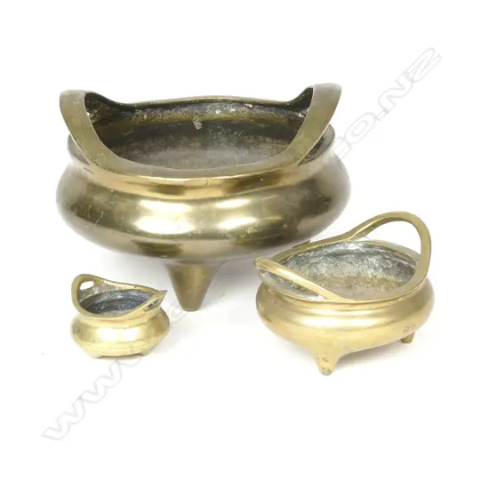 A set of three Chinese bronze graduated size heavy censers