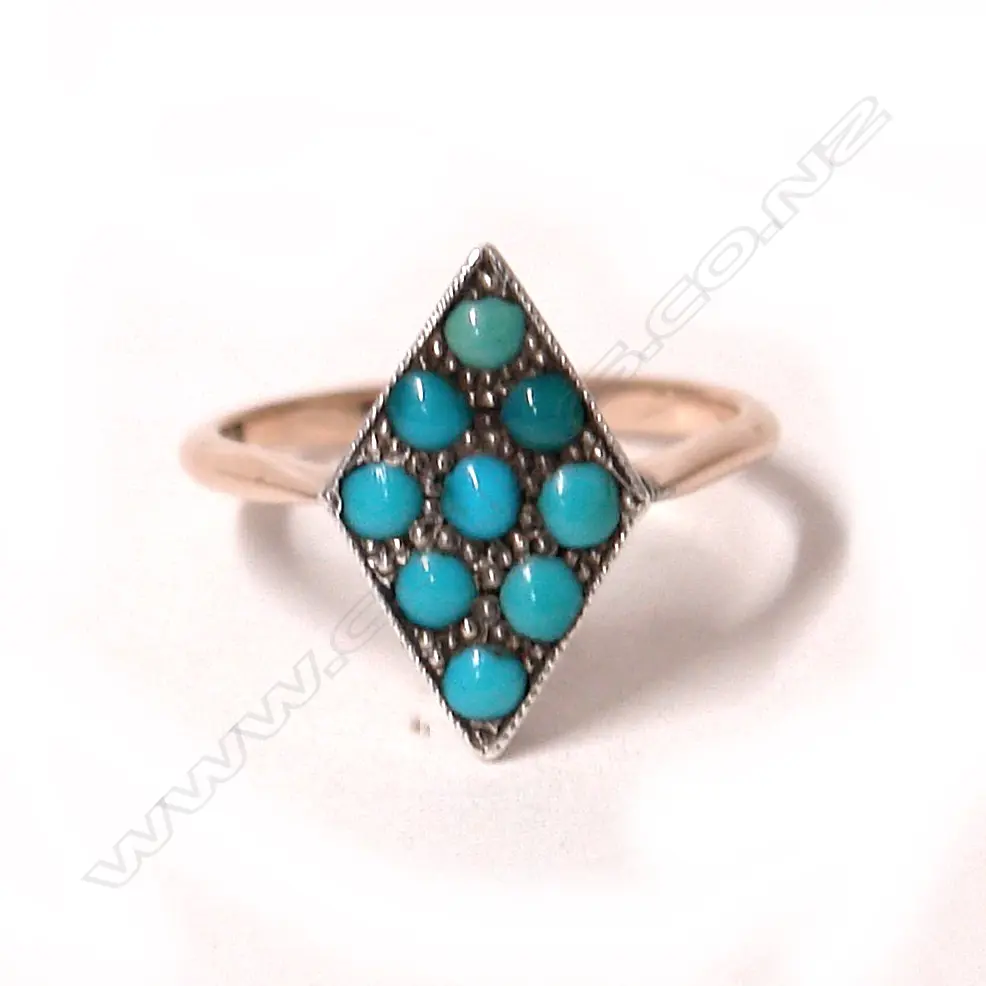 An Art Deco 9ct. yellow gold and turquoise bead ring Image 1++