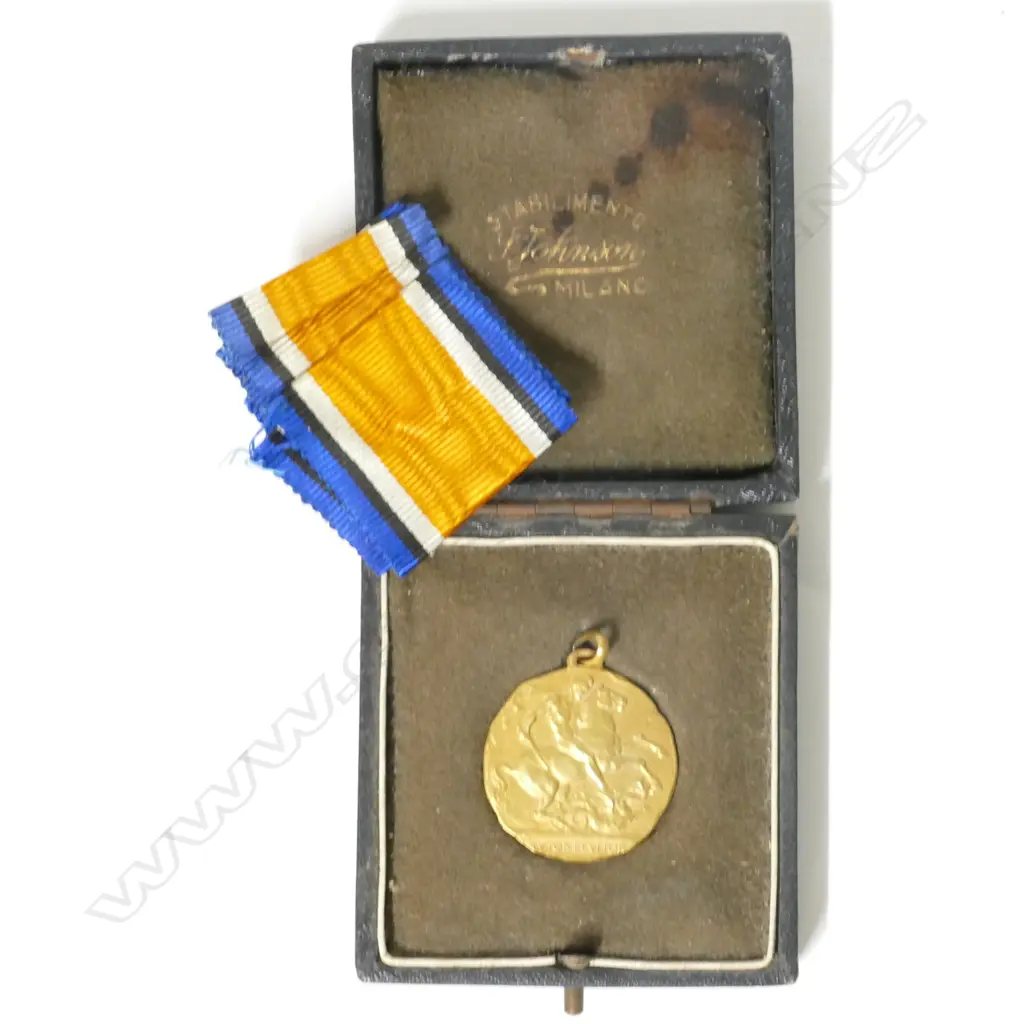 An 18ct. gold Italian medallion Image 1++