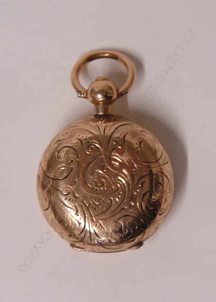 A c.1900 rolled gold sovereign case Image 1++