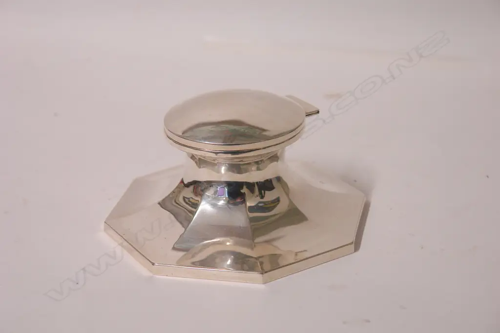 A 1920s large silver Art Deco capstan inkwell Image 1++
