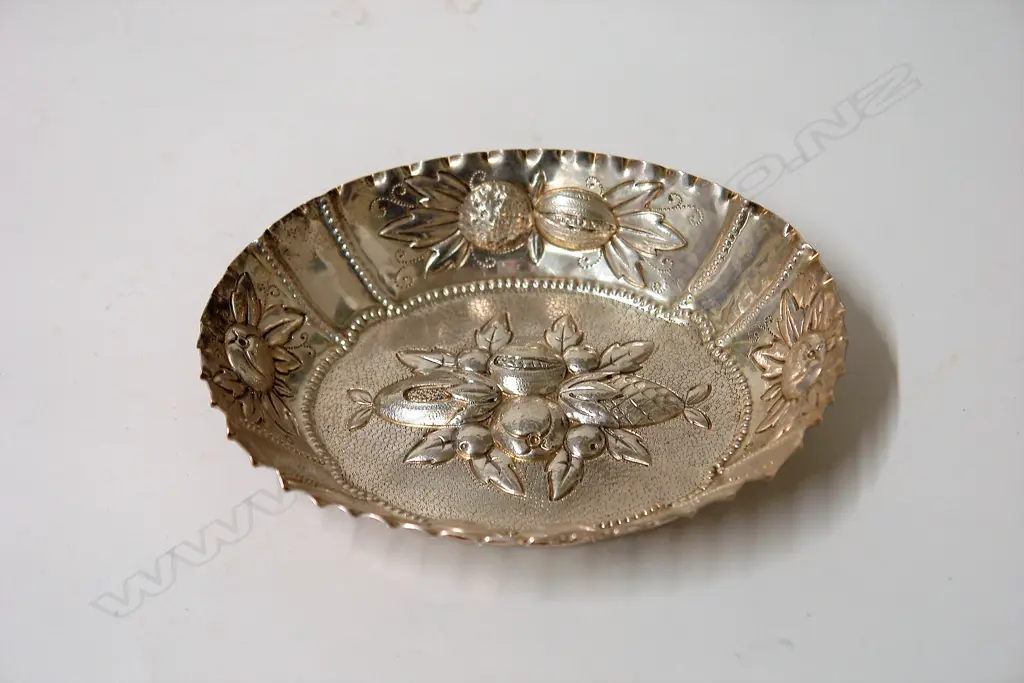 An early 20thC German silver bonbon dish Image 1++