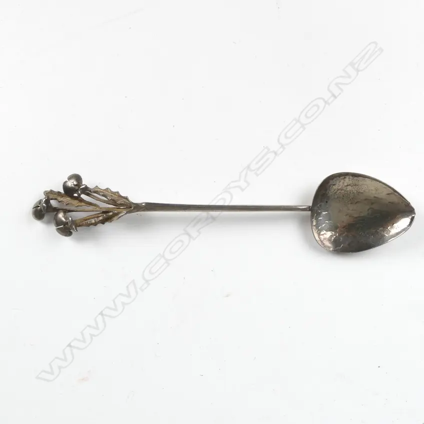 A rare Australian Arts and Crafts silver spoon Image 1++