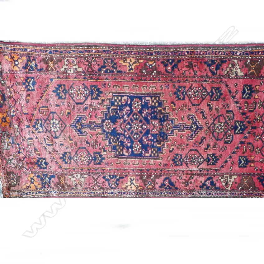 A hand knotted Persian Hamadan rug Image 1++