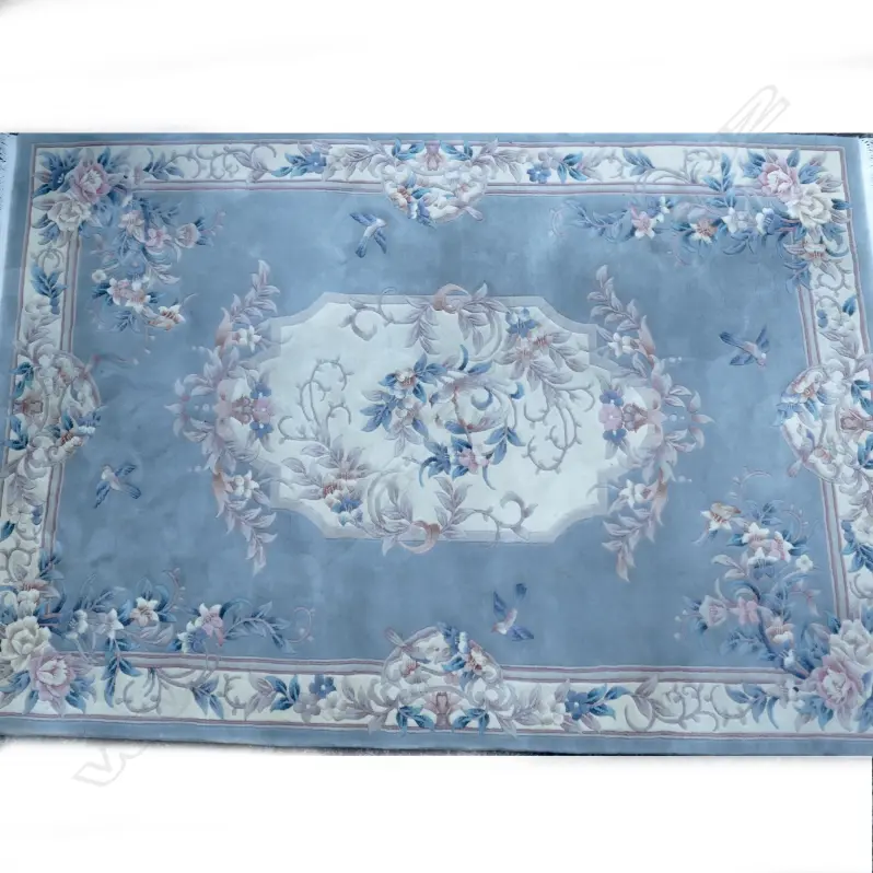 A large good quality handmade Chinese all wool rug Image 1++