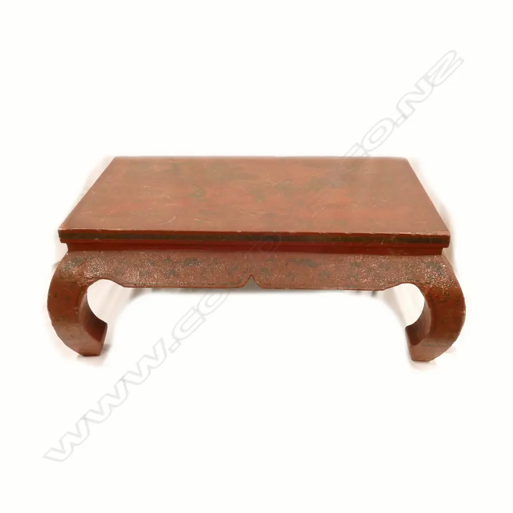 An old Chinese red lacquer low table Image 1++