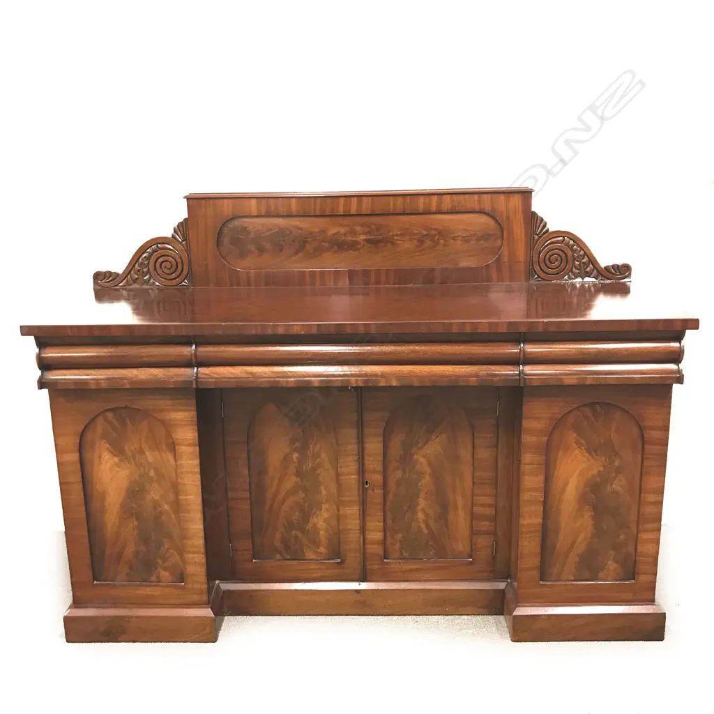 A William IV mahogany sideboard Image 1++