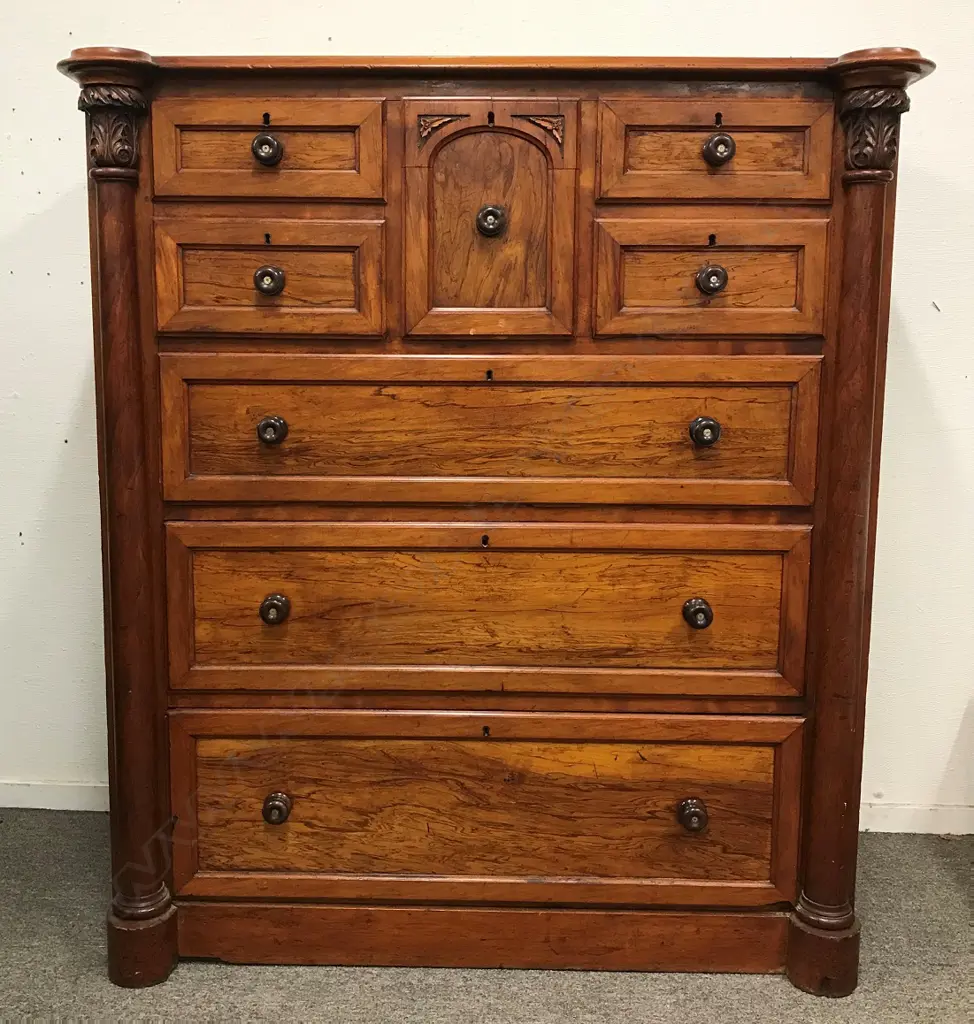 A colonial kauri scotch chest Image 1++