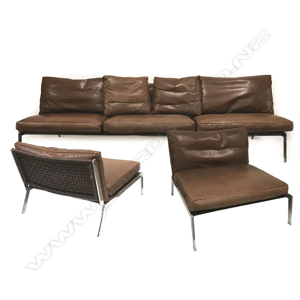A fine quality modern Italian 'Flexform - Happy' three-seater sofa and a pair of matching side chairs Image 1++
