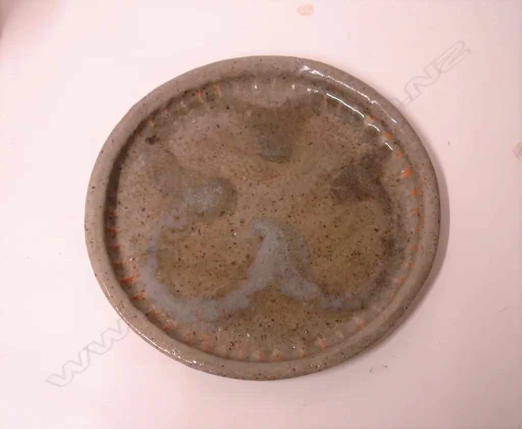 Barry Brickell circular dish Image 1++