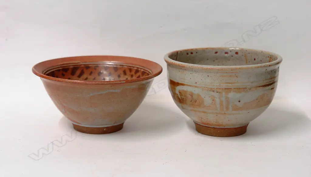 Two Peter Stichbury wax resist decorated bowls Image 1++