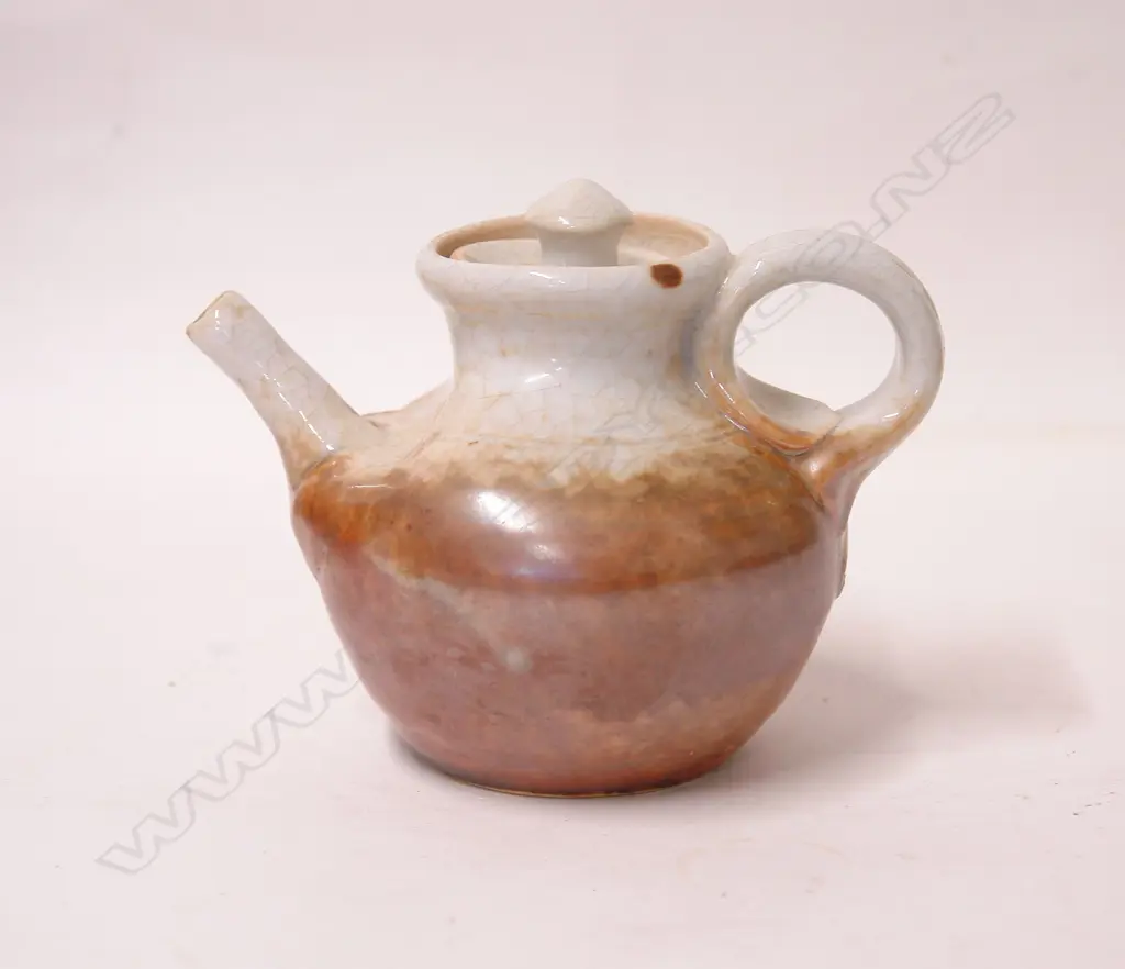 Andrew Van der Putten shino glaze teapot Image 1++