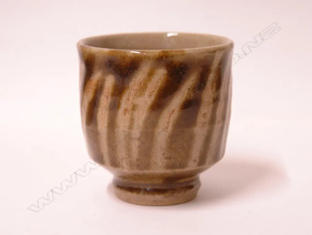 Shoji Hamada stoneware yunomi Image 1++