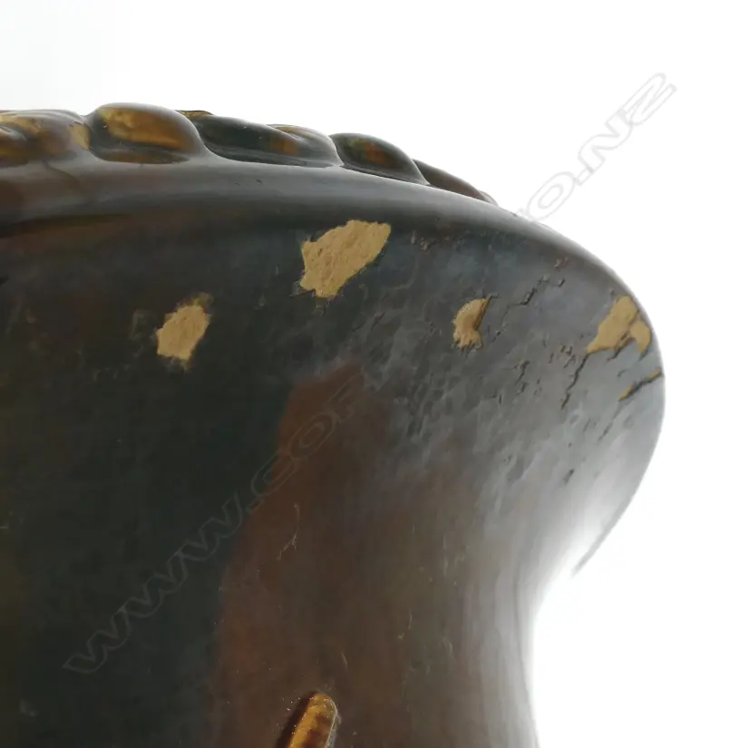 A rare N.Z. early colonial Hutson majolica two-stage urn on stand Image 1++