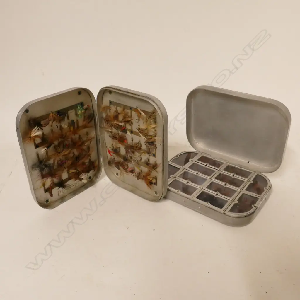 Tisdall's & Co. Rotorua N.Z 'Wheatley' fly box Image 1++