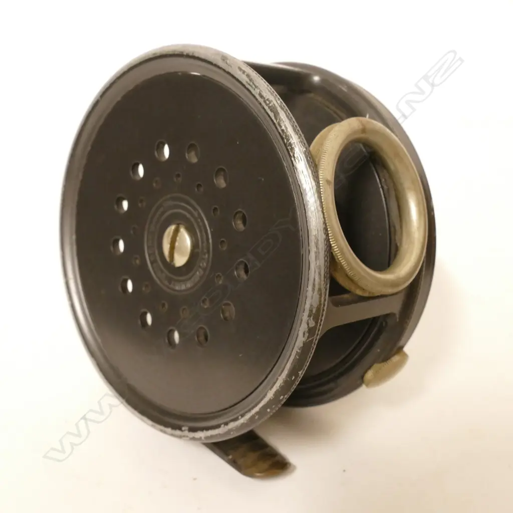 A Hardy's 3½" wide drum 'Perfect' reel Image 1++