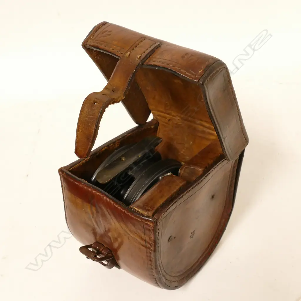 A Hardy's 3½" wide drum 'Perfect' reel Image 1++
