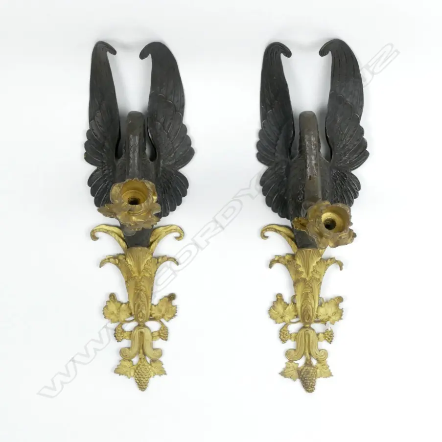 A pair of fine quality French Empire bronze and parcel gilt wall sconces Image 1++