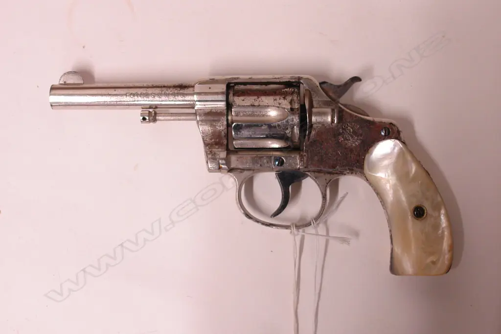 A Colt 'New Pocket' six-shot revolver Image 1++