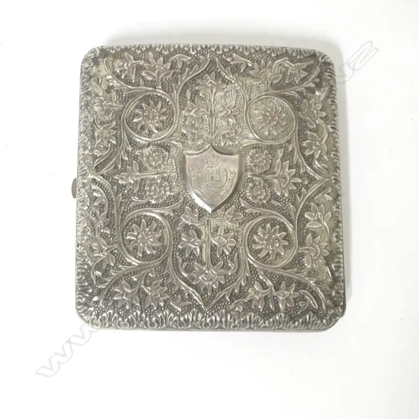 A silver (unmarked) cigarette case with the coat of arms of the Royal Inniskilling Fusiliers Image 1++
