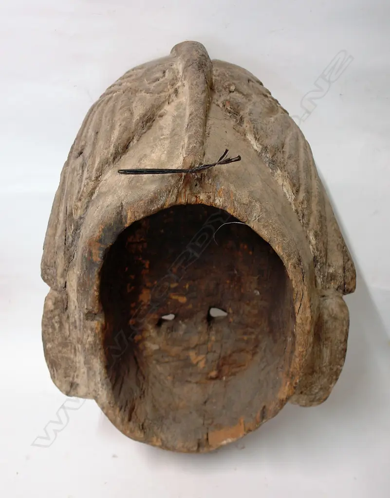 An old large carved wood Indian mask Image 1++