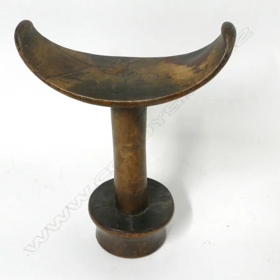 A North African wooden headrest Image 1++