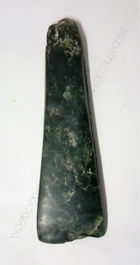 An old Maori pounamu large toki Image 1++