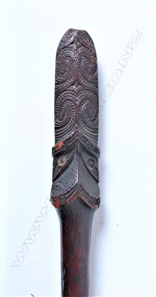 A 19thC finely carved Maori taiaha Image 1++
