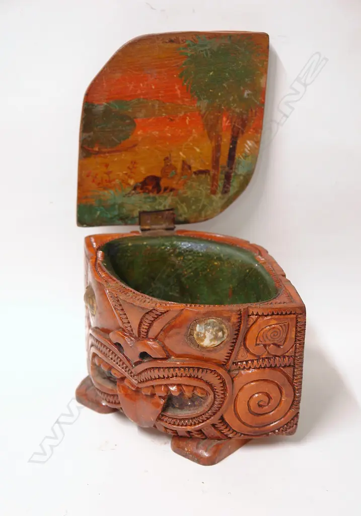 A 1940s Jane Brenkley waka huia Image 1++