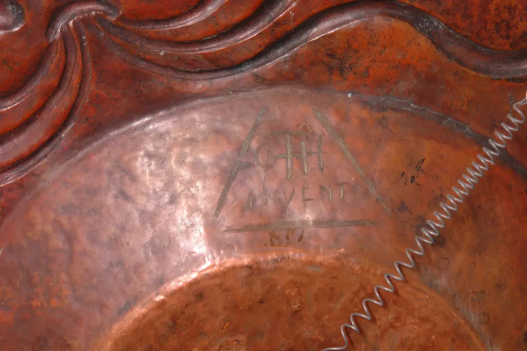 A Newlyn School Arts & Crafts copper plaque Image 1++