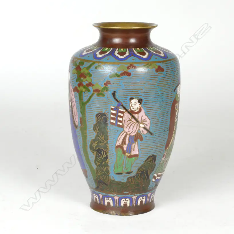 An old Chinese cloisonné ovoid vase Image 1++