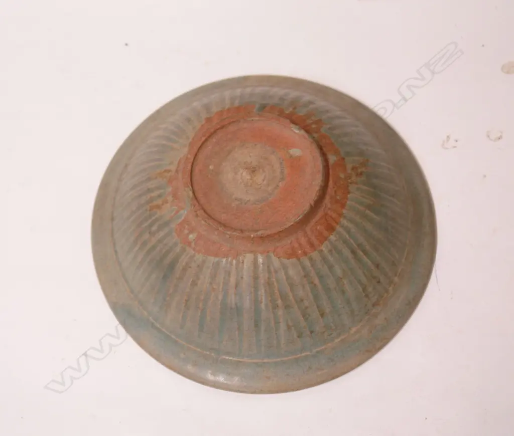 A Chinese Provincial celadon deep bowl Image 1++