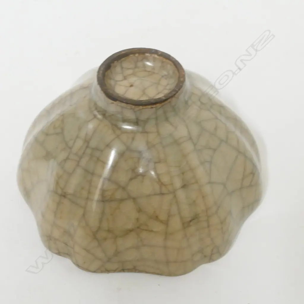 A Chinese crackleware small dish Image 1++