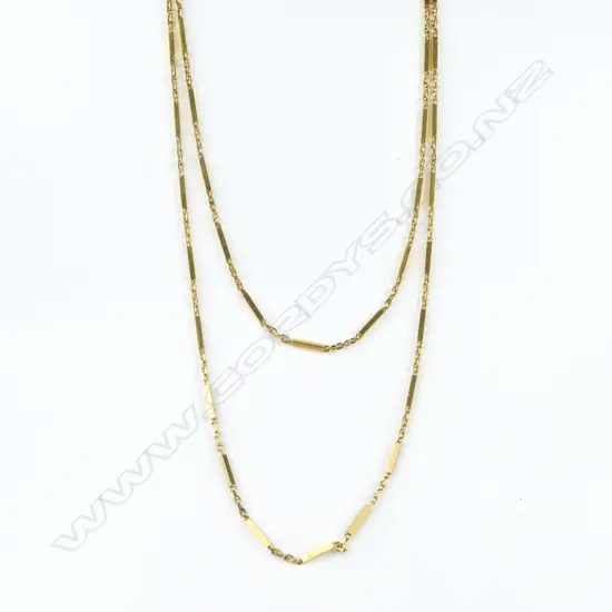 A 20ct. gold chain