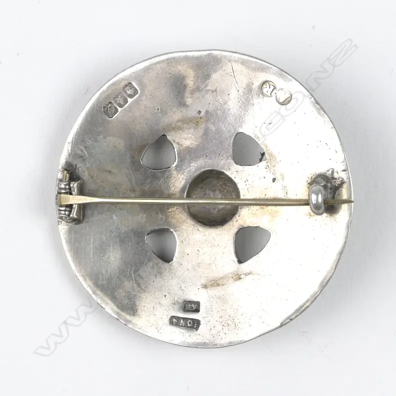 An early 20thC Scottish silver Celtic brooch Image 1++