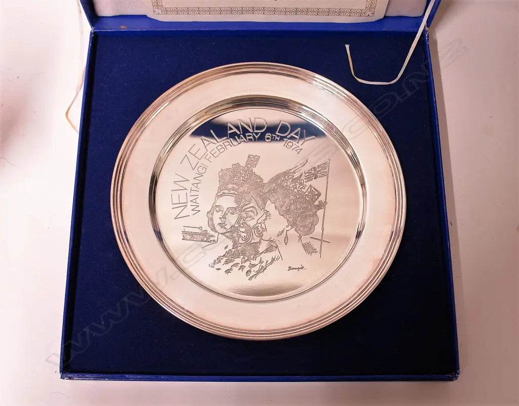 A silver 'N.Z. Day Waitangi February 6th 1974' silver salver 'plate' Image 1++